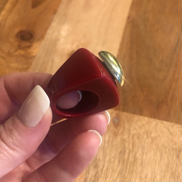 Acrylic Ring - Picture 3 of 9